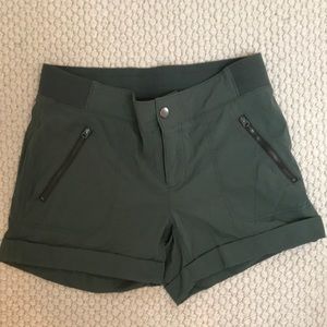 Athleta Trekkie Shorts